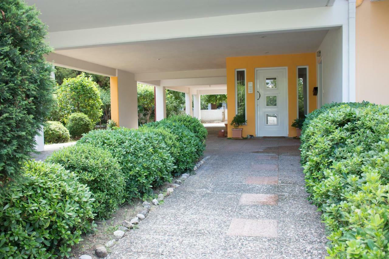 Cozy Maisonette Kamena Vourla Esterno foto