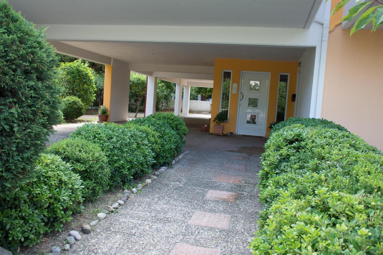 Cozy Maisonette Kamena Vourla Esterno foto